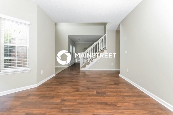 5807 Goldleaf Way - Photo 2 of 15