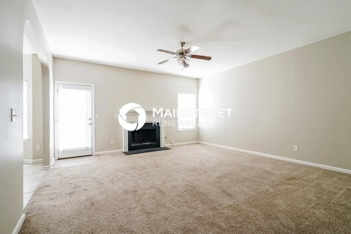 1236 Pebble Rock Road - Photo 3 of 16