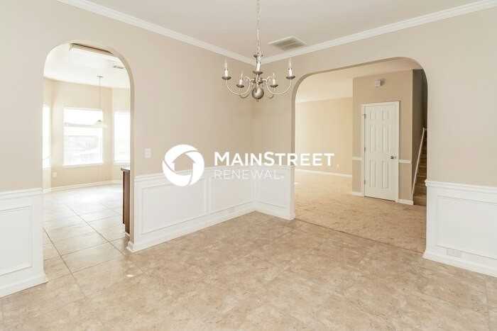 1236 Pebble Rock Road - Photo 4 of 16