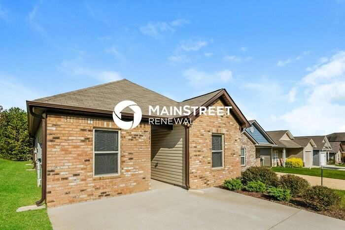 587 Kincaid Cove Ln - Photo 2 of 16