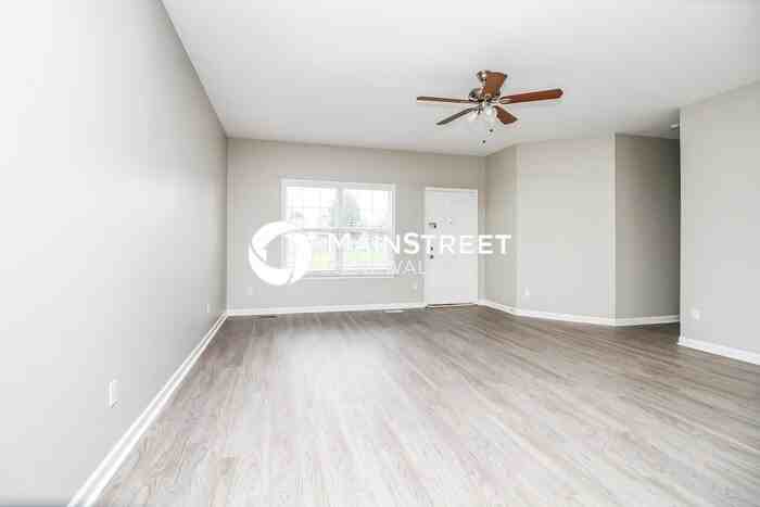 2805 Belle Meade Place - Photo 3 of 16