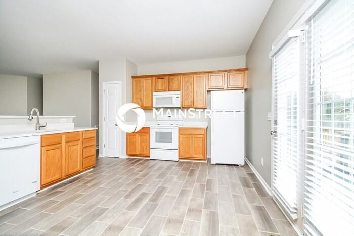 2805 Belle Meade Place - Photo 5 of 16