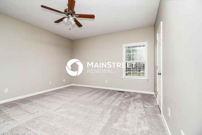 2805 Belle Meade Place - Photo 6 of 16