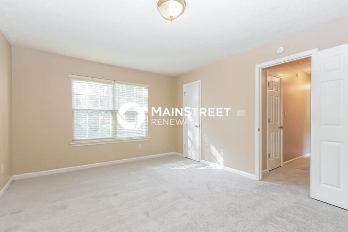 1877 Brandy Lane Southeast - Photo 7 of 16