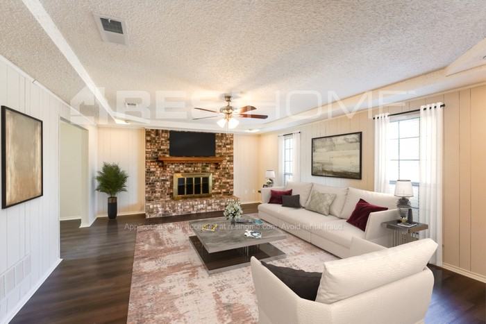 402 Ash Ln - Photo 6 of 19