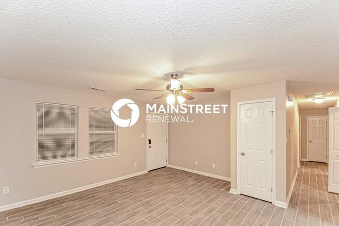 1 Olive Pl - Photo 2 of 15