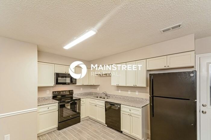 1 Olive Pl - Photo 3 of 15