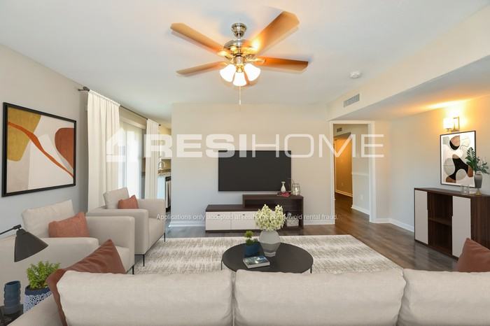 1904 Kathy Ct - Photo 4 of 22