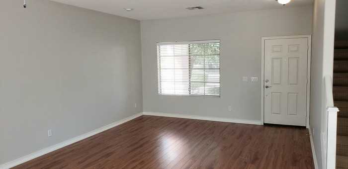 1297 E Birdland Dr - Photo 4 of 34