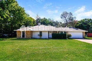 1053 Oak Ridge Dr - Photo 1 of 1