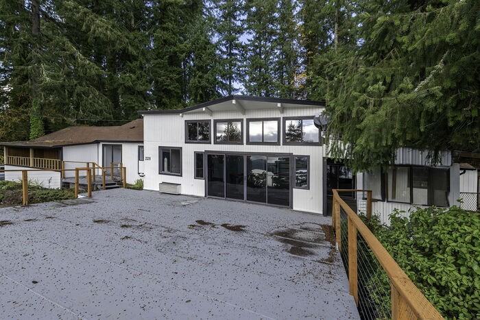 228 228 Lakeview Drive - Photo 2 of 50