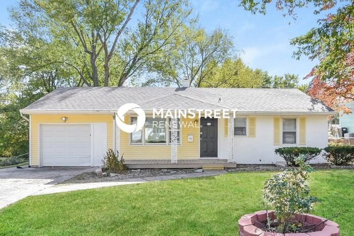 9205 E 74th Ter - Photo 2 of 16