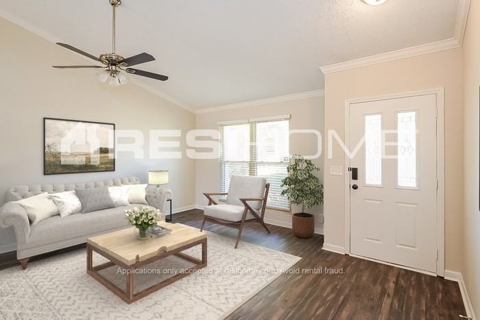 641 Hardin Shire Dr - Photo 7 of 18