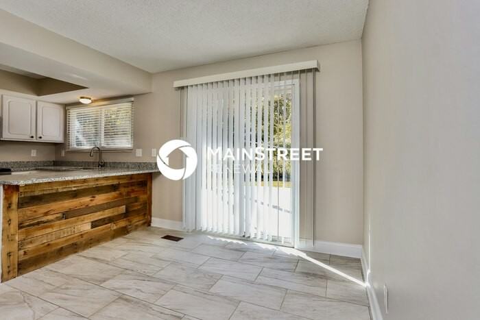 1 Magnolia Dr - Photo 5 of 18