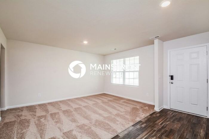 505 Turning Lake Dr - Photo 2 of 17