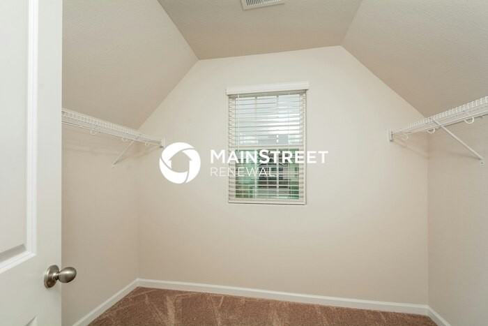 505 Turning Lake Dr - Photo 7 of 17