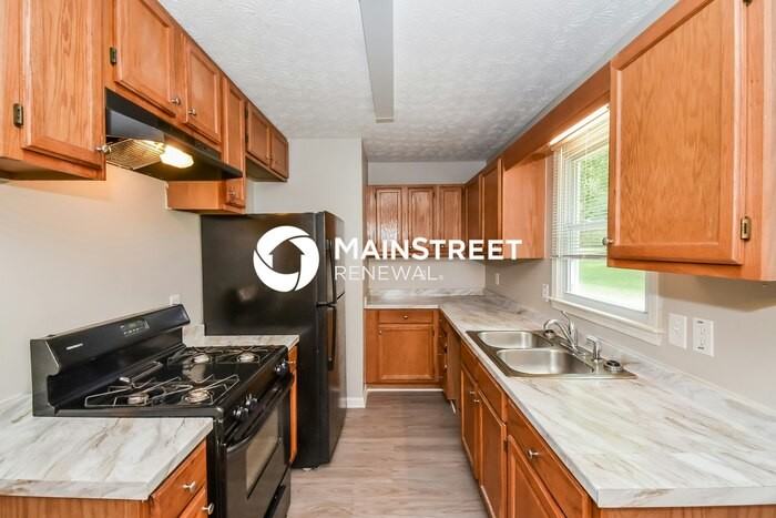 162 Poplar Point Drive - Photo 7 of 16