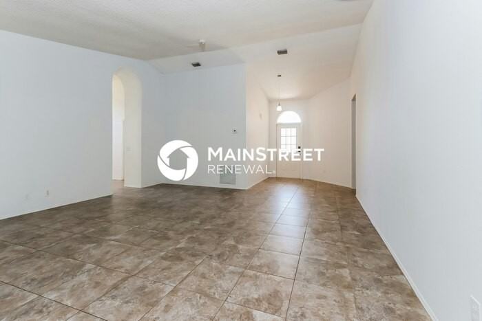 2092 Southeast Mary Terrace - Photo 6 of 17