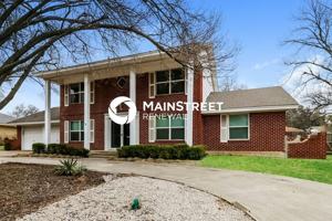 featured image of 3812 Glenmont Dr