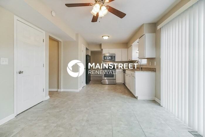 3481 Oak Bend Boulevard - Photo 4 of 18