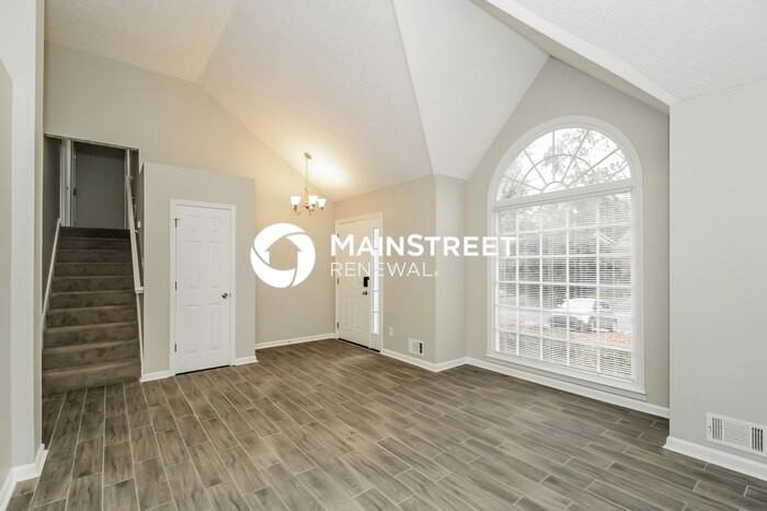 2079 Winsburg Dr - Photo 5 of 17