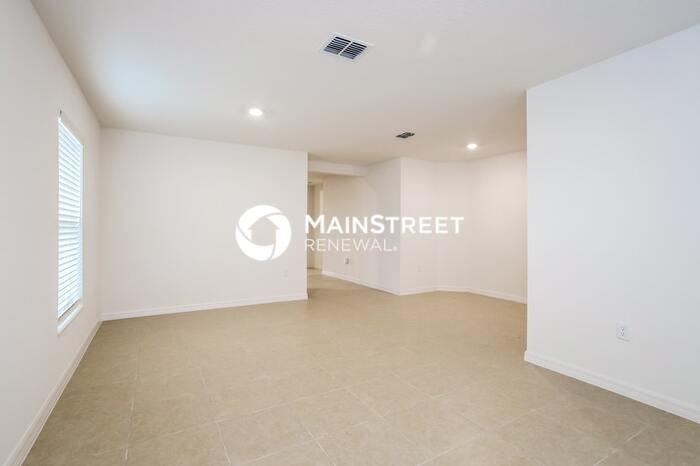 1685 Hideaway Flat Street - Photo 2 of 16