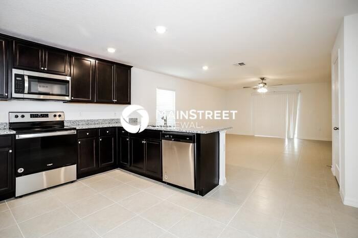 1685 Hideaway Flat Street - Photo 4 of 16