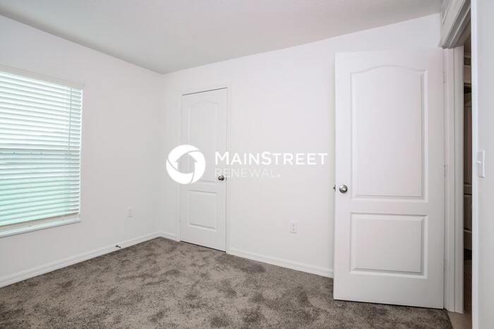 1685 Hideaway Flat Street - Photo 7 of 16