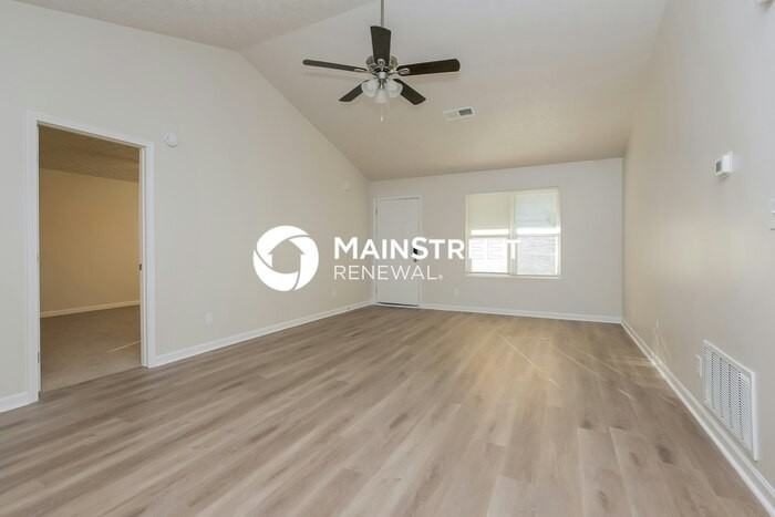 7768 Antebellum Ln - Photo 3 of 16