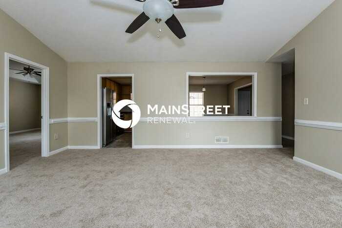 205 Briarpatch Court - Photo 4 of 15