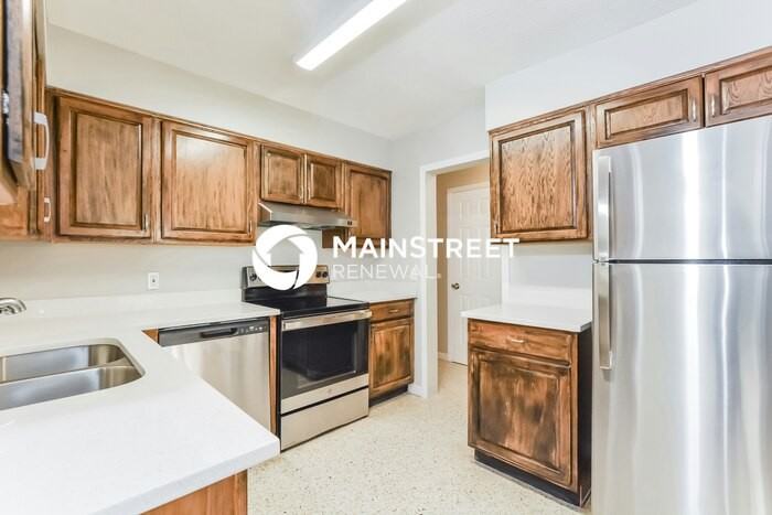 1820 Azalea Ln - Photo 7 of 16