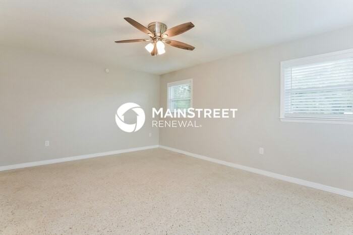1820 Azalea Ln - Photo 7 of 16