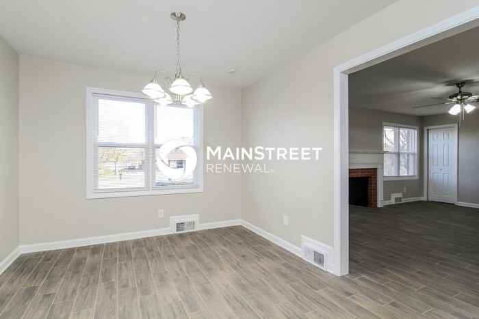 936 Rock Spring Dr - Photo 5 of 17