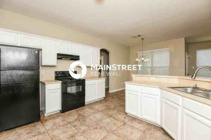 228 Kennedy Ct - Photo 6 of 16