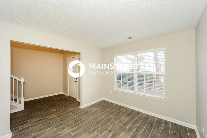 5469 Wexford Pass - Photo 4 of 17