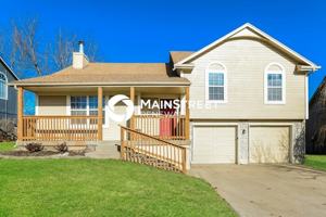 featured image of 2300 Valley Vw W