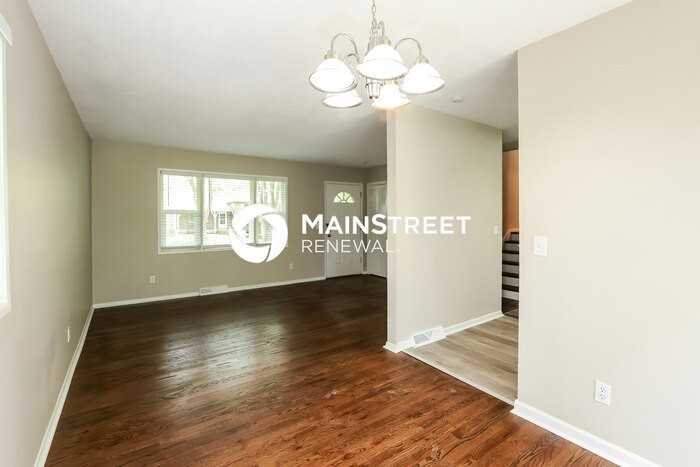 5808 North Drury Avenue - Photo 2 of 18