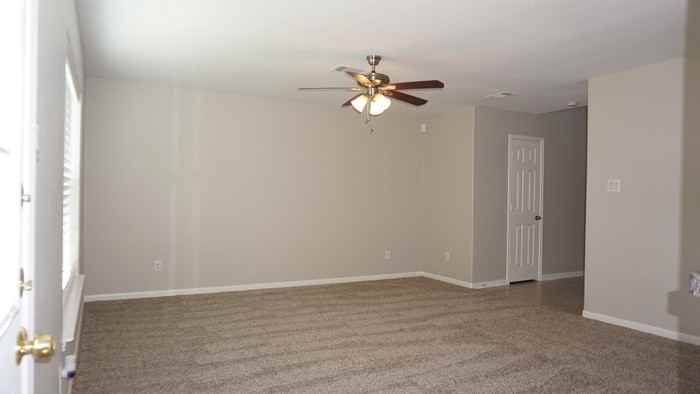 601 Misty Mountain Dr - Photo 3 of 18