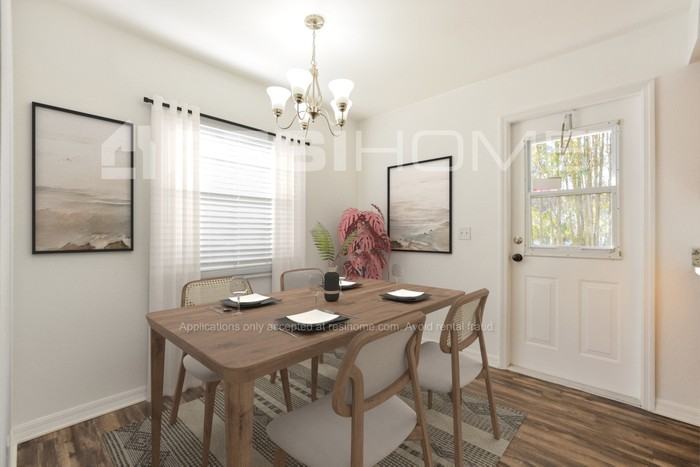 202 North Blvd E - Photo 3 of 17