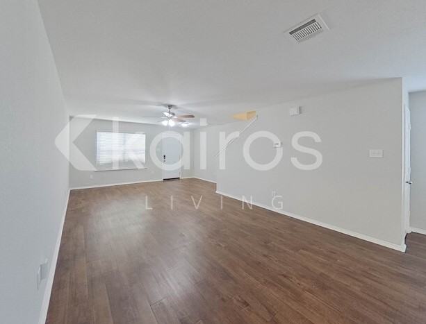 1621 Vineridge Ln - Photo 5 of 38