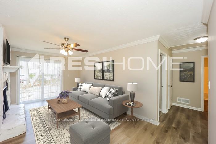 6289 Wellington Ct - Photo 4 of 17