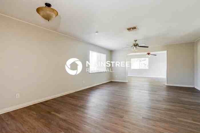 20 20 North 2nd Street - Photo 4 of 16