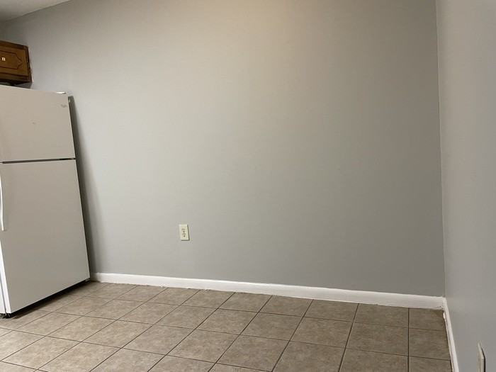 120 Michael Ave #A - Photo 3 of 8