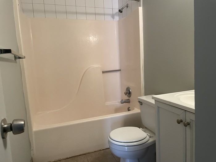 120 Michael Ave #A - Photo 4 of 8