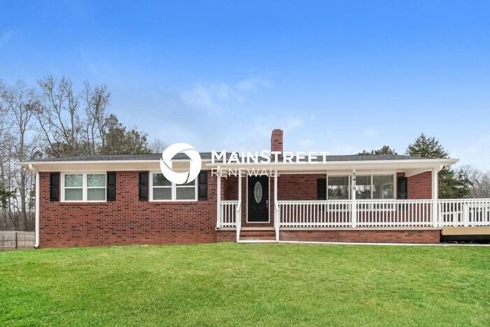 2419 Winfield St - Photo 2 of 17