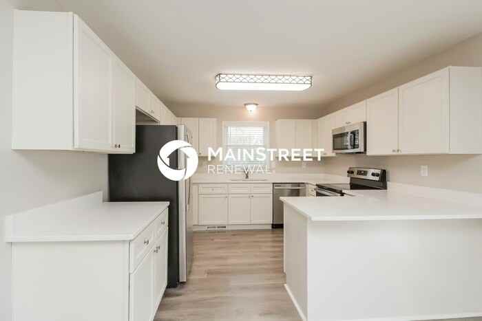 2419 Winfield St - Photo 6 of 17