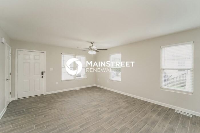 19929 North Ferry Street - Photo 4 of 14