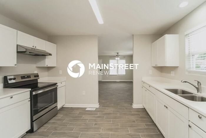 19929 North Ferry Street - Photo 5 of 14