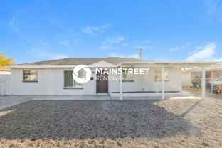 5611 N 32nd Dr - Photo 1 of 1