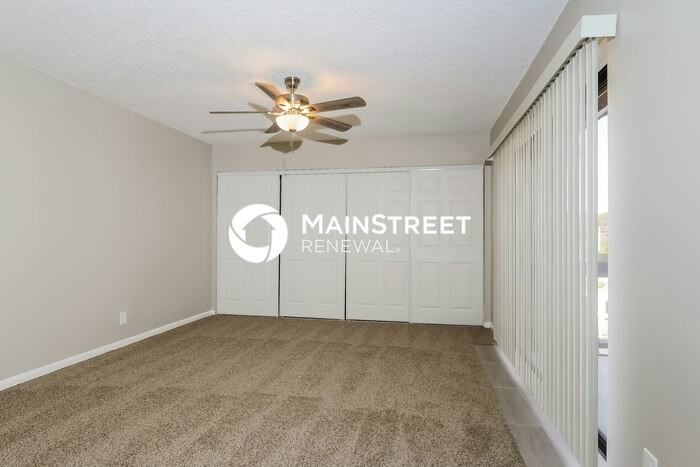 4011 Palm Bay Cir - Photo 6 of 17